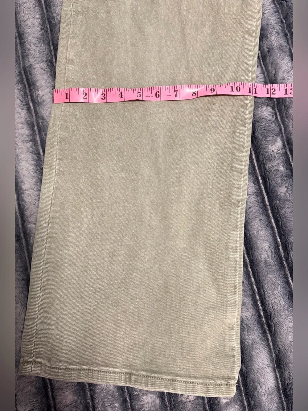 VERVET High-Rise Wide Leg Cargo Jeans in Olive Green - Picture 10 of 11
